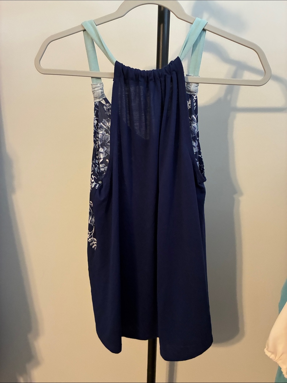 Rewind Navy Blue Floral Boho Sleeveless Tank Top with Lace Trim Large - Picture 4 of 7